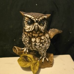 VINTAGE MCM HOMCO #1114 PERCHED OWL PAINTED BISQUE PORCELAIN FIGURINE